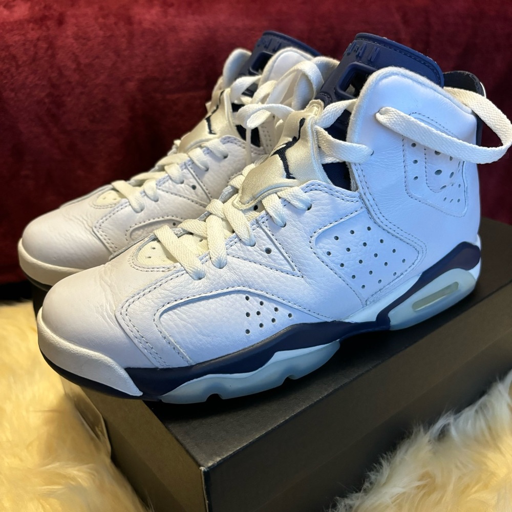 Midnight Navy 6s